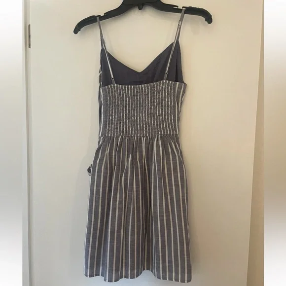 Abercrombie & Fitch blue/grey Mini Wrap Dress - Picture 2 of 4